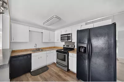 1261 Church St #15, New Bedford, MA 02745 - Photo 6