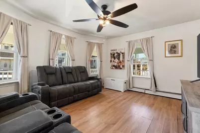 16 Mason St, Beverly, MA 01915 - Photo 12