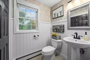 2 Bettys Neck Rd, Lakeville, MA 02347 - Photo 16