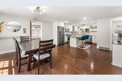 33 S Walnut St, Mansfield, MA 02048 - Photo 8