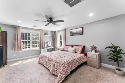 33 S Walnut St, Mansfield, MA 02048 - Photo 18