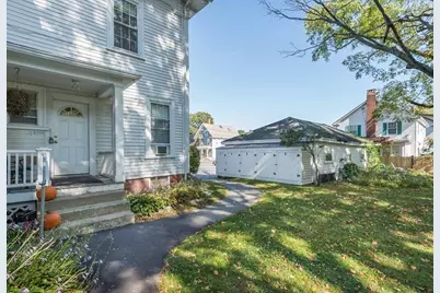 35 Locust St #1, Danvers, MA 01923 - Photo 2
