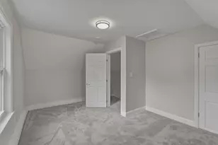 12 L St, Lowell, MA 01850 - Photo 18