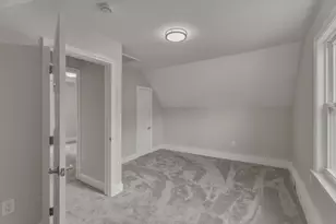 12 L St, Lowell, MA 01850 - Photo 16