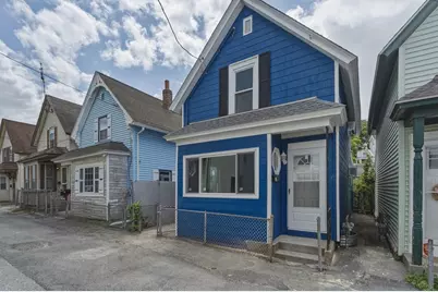12 L St, Lowell, MA 01850 - Photo 2