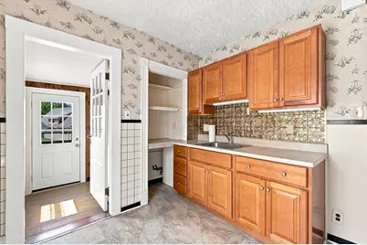 35 Birch St, Quincy, MA 02171 - Photo 14