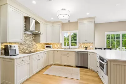 66 Medway St, Norfolk, MA 02056 - Photo 4