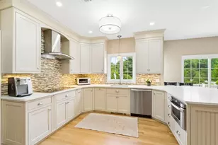 66 Medway St, Norfolk, MA 02056 - Photo 4
