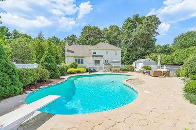 66 Medway St, Norfolk, MA 02056 - Photo 34