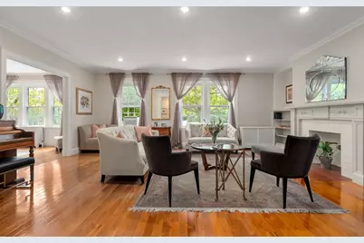 1272 Beacon Street #2, Brookline, MA 02446 - Photo 4