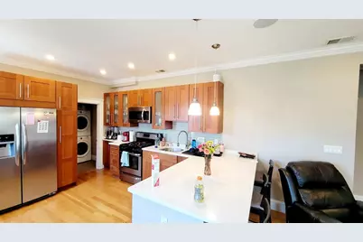 54 Stanley #2, Medford, MA 02155 - Photo 2