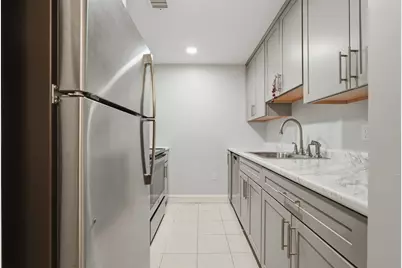 405 Franklin Crossing Road #405, Franklin, MA 02038 - Photo 4