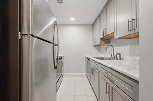 405 Franklin Crossing Rd, Franklin, MA 02038 - Photo 4