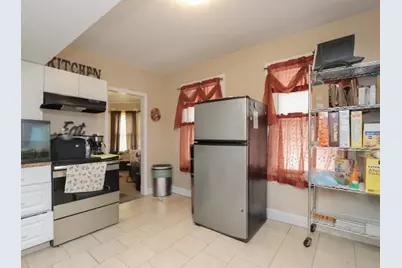 44-46 Dawes St, Springfield, MA 01109 - Photo 16