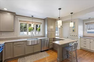 14 Stratford Rd, Melrose, MA 02176 - Photo 8