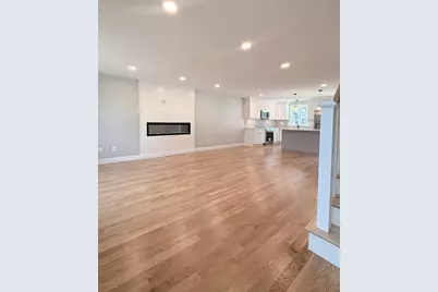 9 Acton Rd #4, Chelmsford, MA 01824 - Photo 2