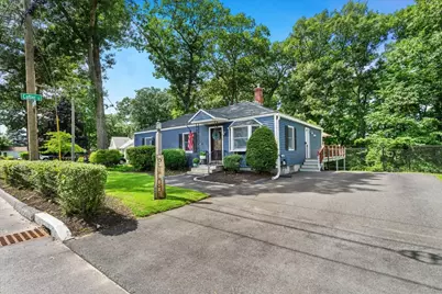 21 Fyrbeck Ave, Shrewsbury, MA 01545 - Photo 2