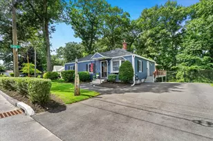 21 Fyrbeck Ave, Shrewsbury, MA 01545 - Photo 2
