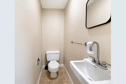 1692 Massachusetts Ave #1, Cambridge, MA 02138 - Photo 14