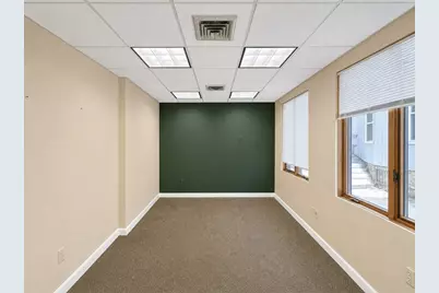 1692 Massachusetts Ave #1, Cambridge, MA 02138 - Photo 10