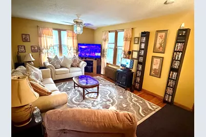 87 Hamburg, Springfield, MA 01107 - Photo 12