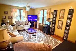 87 Hamburg, Springfield, MA 01107 - Photo 12