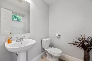 2 Adams Cir (Devens), Harvard, MA 01451 - Photo 18