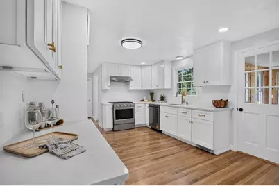 299 Concord Rd, Bedford, MA 01730 - Photo 8