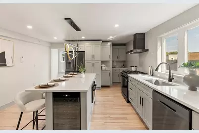 22 Hunting Street #3P, Cambridge, MA 02141 - Photo 1