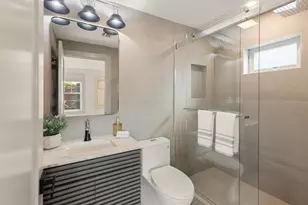 22 Hunting St, Cambridge, MA 02141 - Photo 8