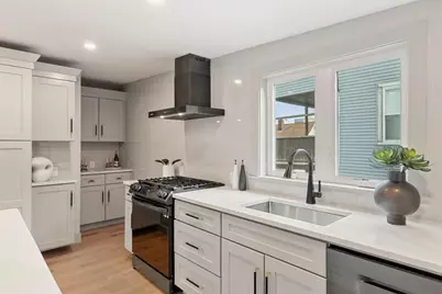 22 Hunting Street #3P, Cambridge, MA 02141 - Photo 16
