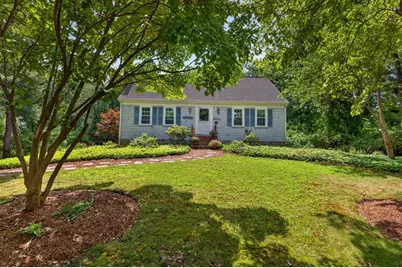 24 Railroad Ave, Taunton, MA 02780 - Photo 2