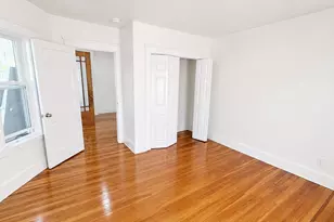 17 Lowe St, Quincy, MA 02169 - Photo 8