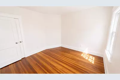 17 Lowe St #1, Quincy, MA 02169 - Photo 4