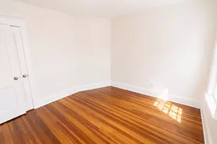 17 Lowe St, Quincy, MA 02169 - Photo 4