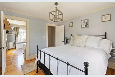 21 Trask St, Danvers, MA 01923 - Photo 12