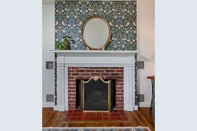 26 Smith St, Greenfield, MA 01301 - Photo 8