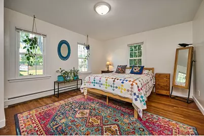 26 Smith St, Greenfield, MA 01301 - Photo 10