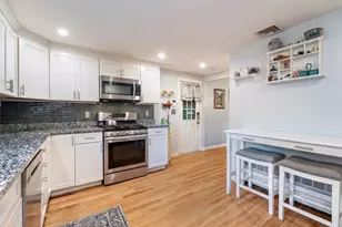 314 Highland St, Hamilton, MA 01982 - Photo 10