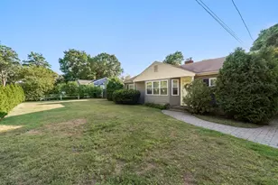314 Highland St, Hamilton, MA 01982 - Photo 1