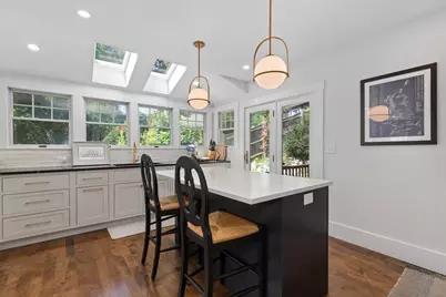 25 Bay View Ave, Plymouth, MA 02360 - Photo 6