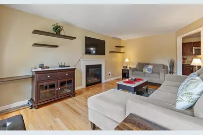 30 Morningside Dr, Haverhill, MA 01832 - Photo 4