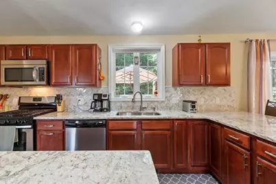 30 Morningside Dr, Haverhill, MA 01832 - Photo 8