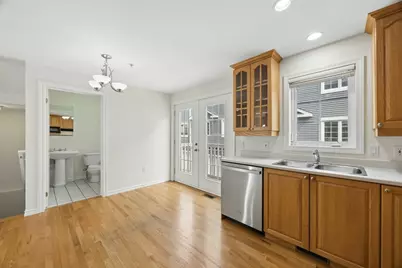 40 Myrtle Street #3, Waltham, MA 02453 - Photo 10