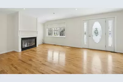 40 Myrtle Street #3, Waltham, MA 02453 - Photo 4
