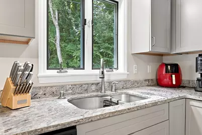 720 Russell Rd #C, Westfield, MA 01085 - Photo 14