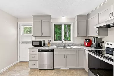 720 Russell Rd #C, Westfield, MA 01085 - Photo 12