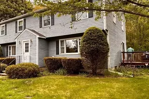 869 S Main St, Bellingham, MA 02019 - Photo 4