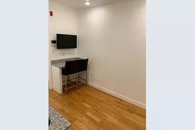 21 Fifth St #15, Chelsea, MA 02150 - Photo 8