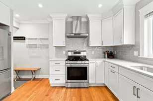 1080 Adams St, Boston, MA 02124 - Photo 4